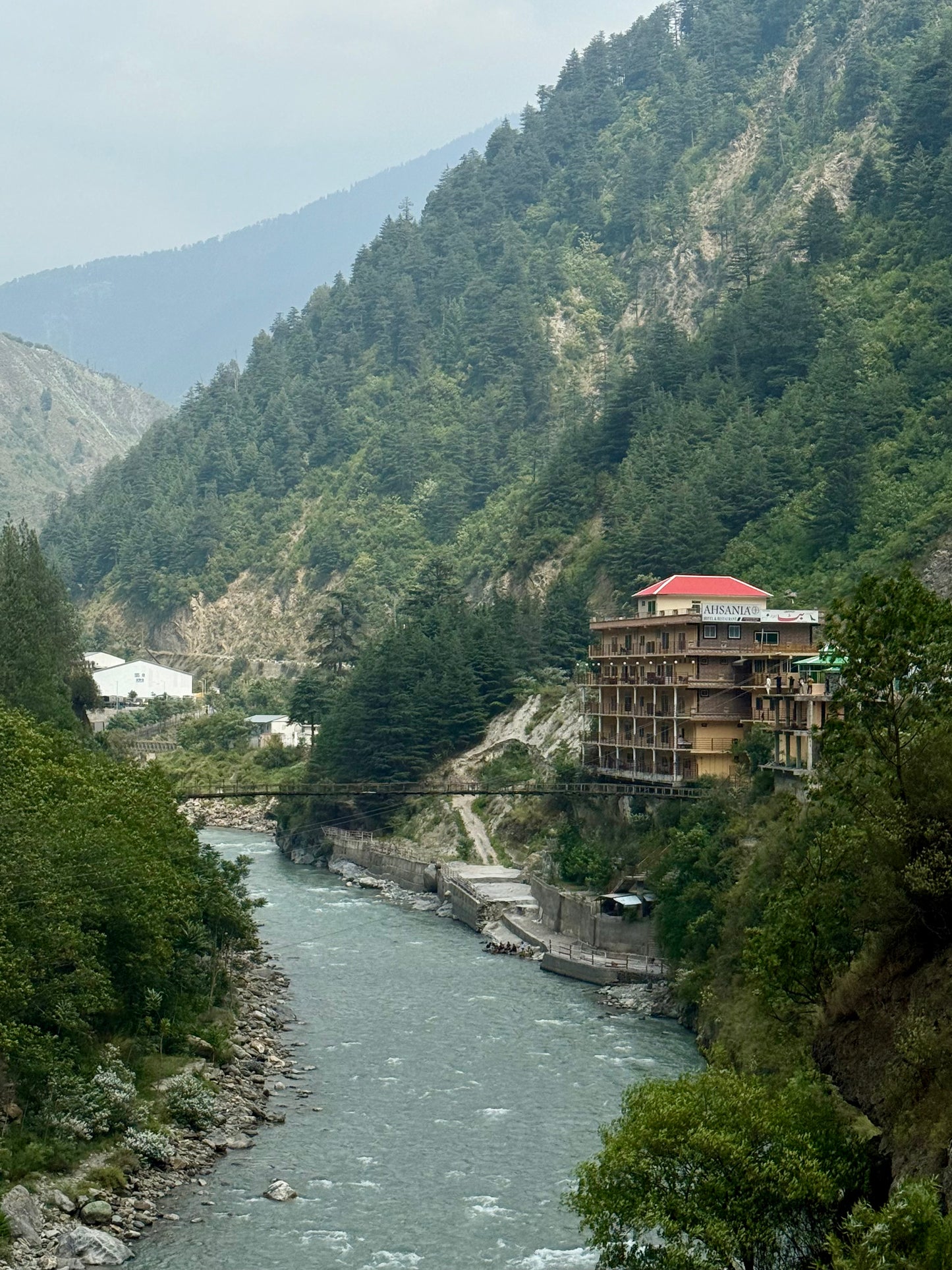 🏍️ Motorsykkeltur gjennom Nord-Pakistan – 15 dager i verdens vakreste landskap⛰️ 26. JUNI - 10. JULI 2026