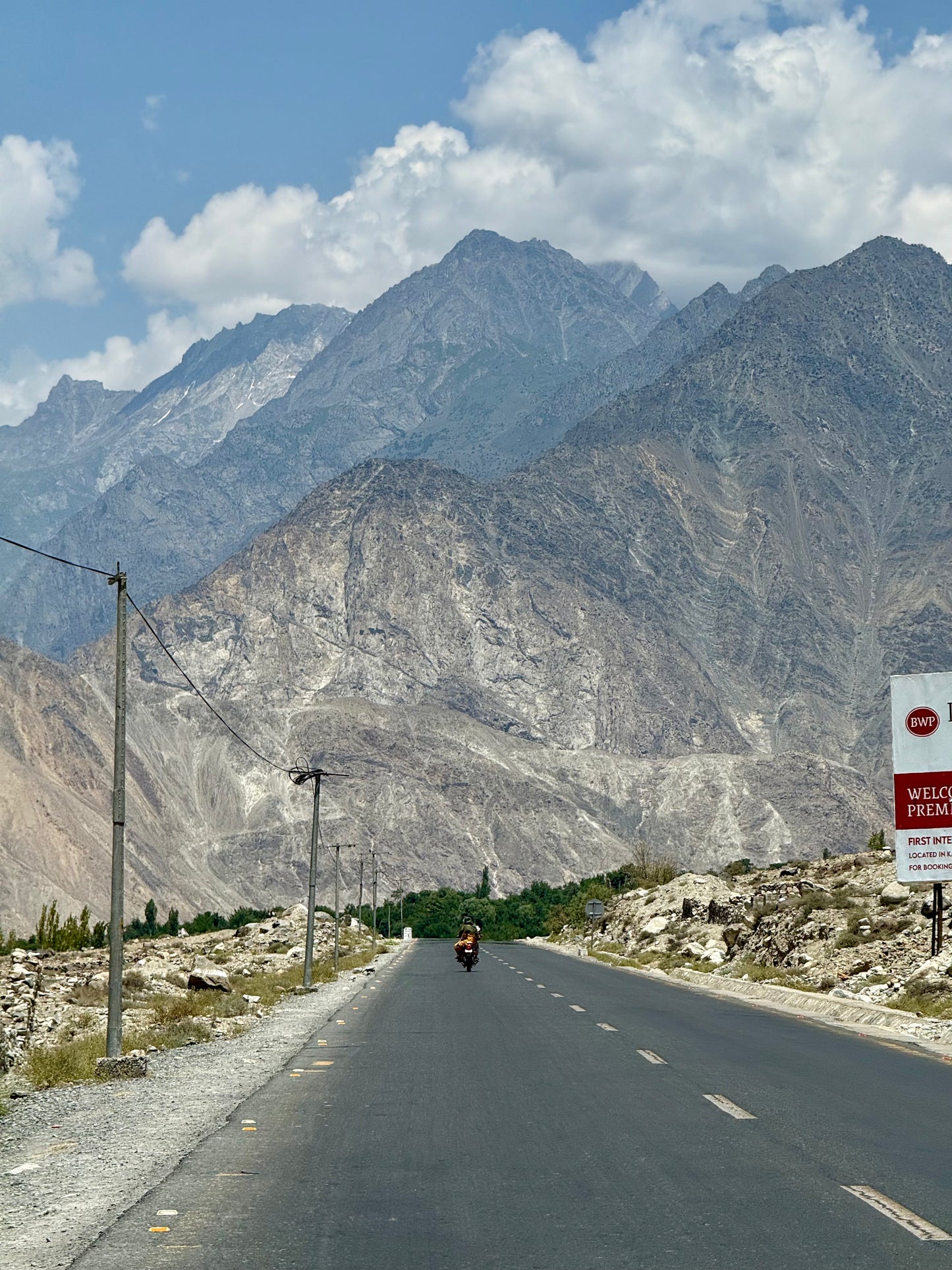 🏍️ Motorsykkeltur gjennom Nord-Pakistan – 15 dager i verdens vakreste landskap⛰️ 26. JUNI - 10. JULI 2026