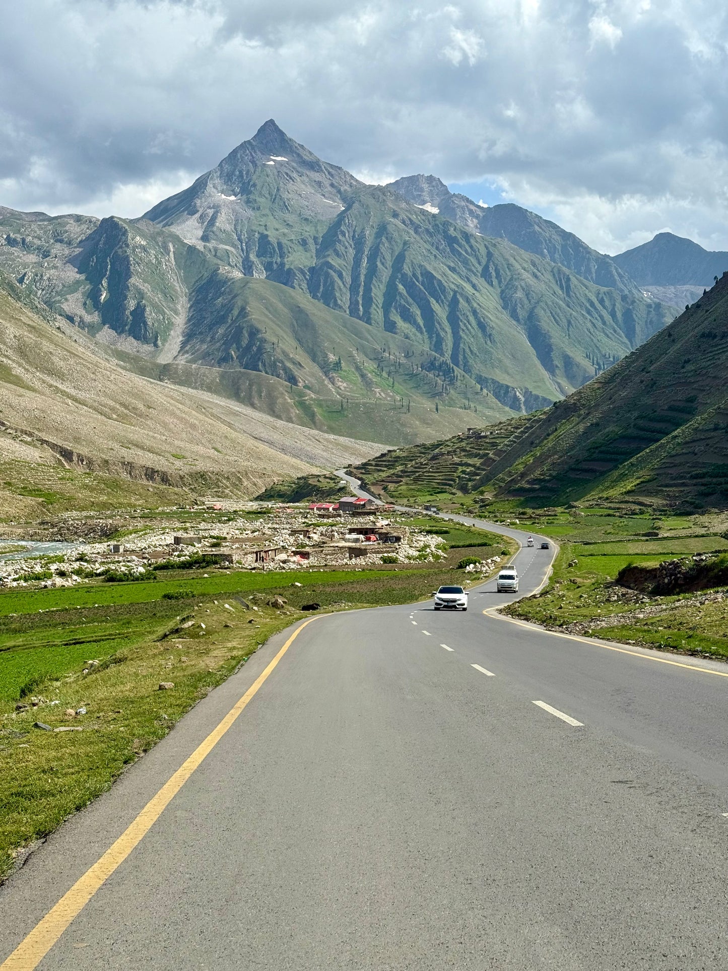 🏍️ Motorsykkeltur gjennom Nord-Pakistan – 15 dager i verdens vakreste landskap⛰️ 26. JUNI - 10. JULI 2026